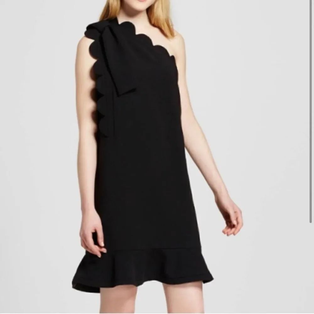 Victoria Beckham X Target Scalloped Edge Bow One Shoulder Dress